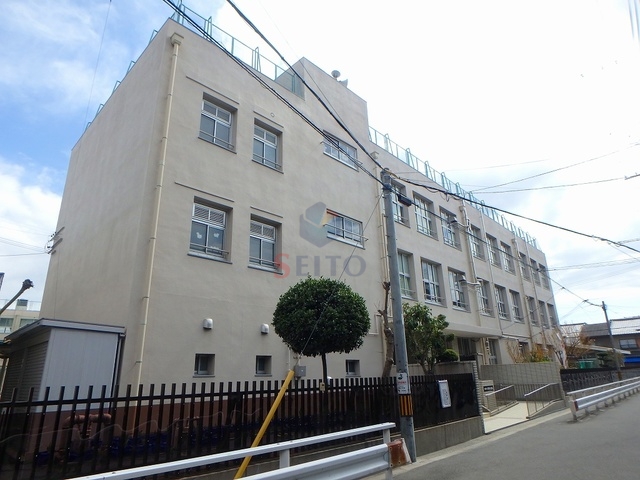 小学校　大阪市立野里小学校（小学校）まで528m