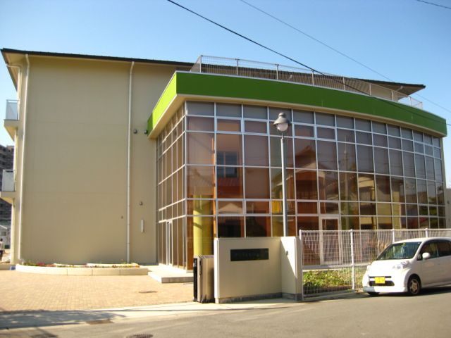 小学校　伊勢市立有緝小学校（小学校）まで1469m