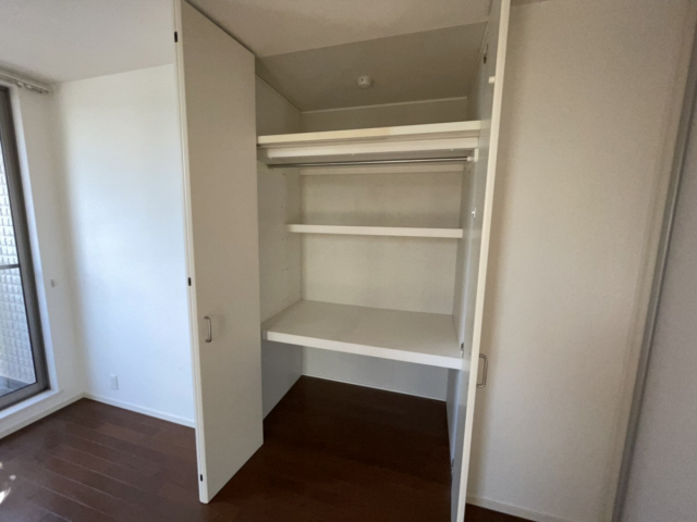 収納　写真は別のお部屋のものです