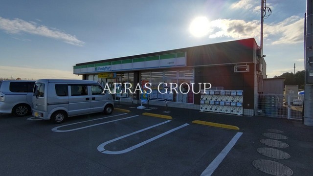 コンビニ　ファミリーマート 川越吉田店（コンビニ）まで396m