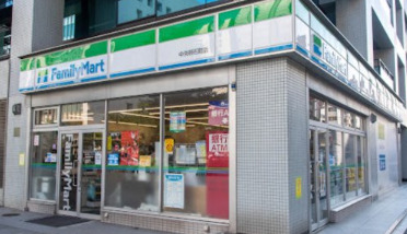 コンビニ　ファミリーマート 中央明石町店（コンビニ）まで143m