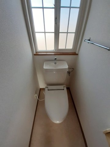 トイレ　ゆったりとした空間のトイレです
