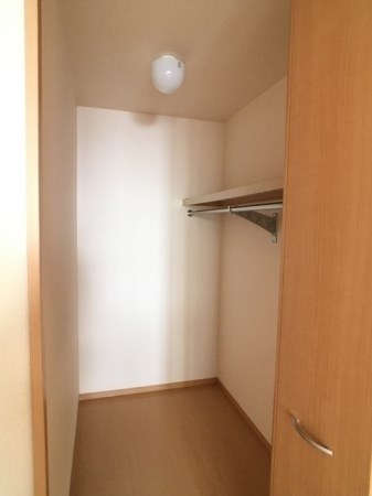 収納　同等タイプのイメージ写真です。