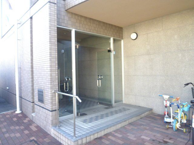 エントランス　エントランス入口です。