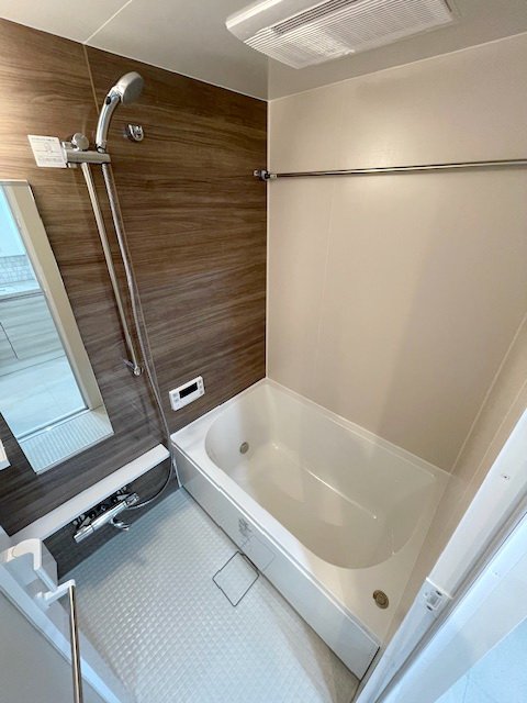 バス・シャワールーム　※別部屋参考写真