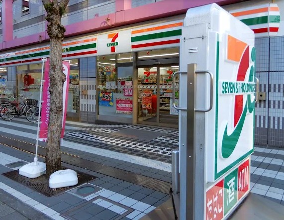 コンビニ　セブンイレブン墨田両国2丁目店（コンビニ）まで235m
