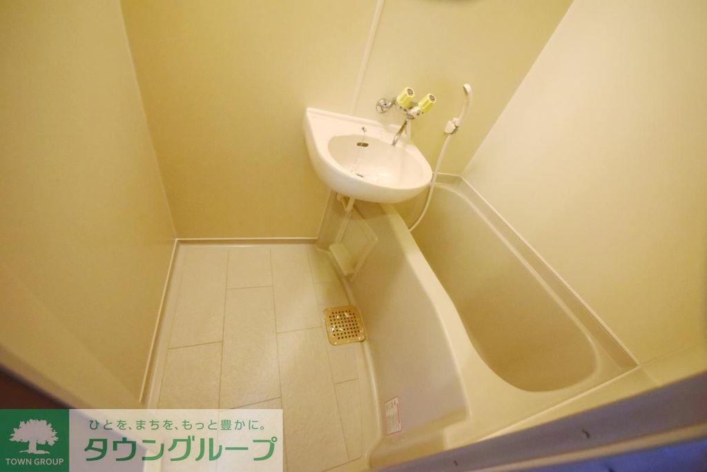 バス・シャワールーム　洗面