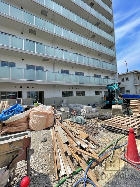 その他共有部分　外観（建築中）