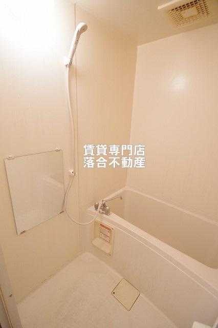 バス・シャワールーム　落ち着いた空間のお風呂