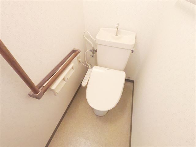 トイレ　トイレ