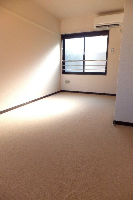 居室・リビング　リビング※写真は家具家電搬入前のお部屋です