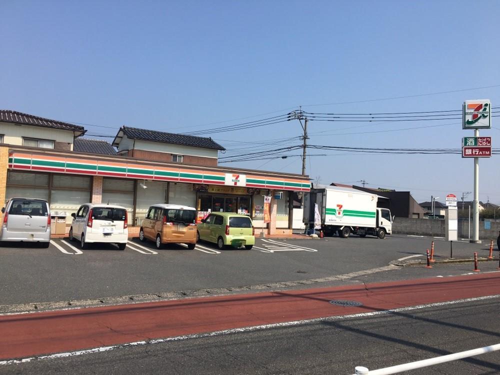 コンビニ　セブン-イレブン 小倉曽根中学校前店（コンビニ）まで560m