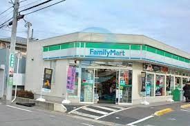 コンビニ　ファミリーマート市川欠真間店（コンビニ）まで160m