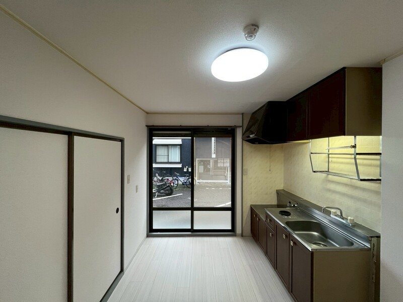 居室・リビング　同建物の別部屋の写真