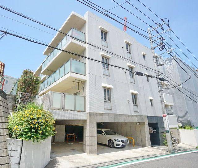 建物外観　オートロック付きです