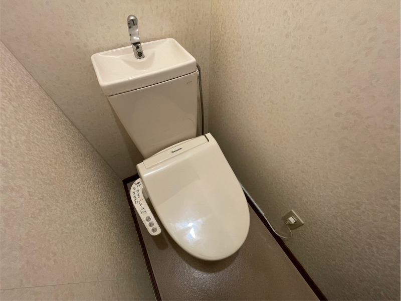 トイレ　清潔感があり安心して使用できるトイレになっておりました。