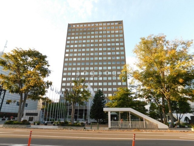 役所　札幌市役所（役所）まで434m
