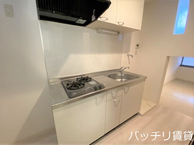 キッチン　写真は同シリーズタイプの為、現状優先になります。