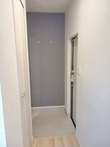 玄関　収納もある玄関です