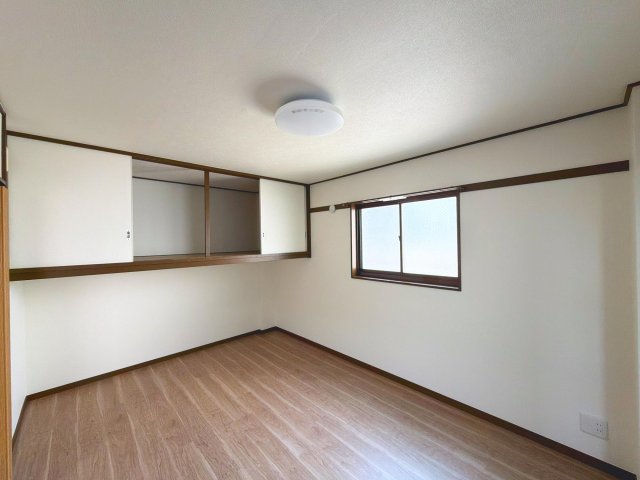 稲垣ビルの居間写真