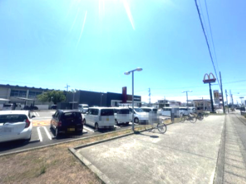 飲食店　マクドナルド 徳島応神町店（飲食店）まで1813m