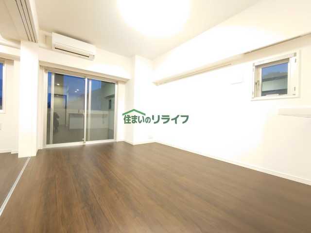 居室・リビング　コンフォリア台東根岸