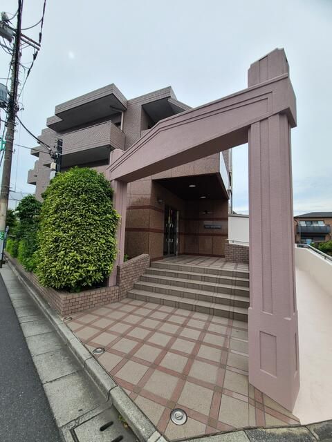 エントランス　エマーレ光が丘公園　練馬区田柄4