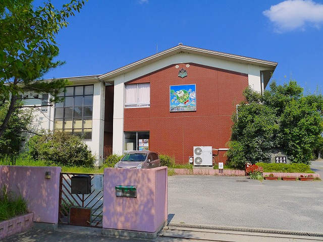 中学校　奈良市立平城東中学校（中学校）まで1474m