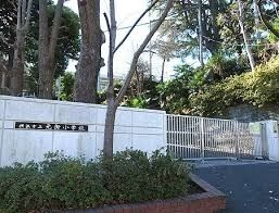 小学校　横浜市立元街小学校（小学校）まで570m