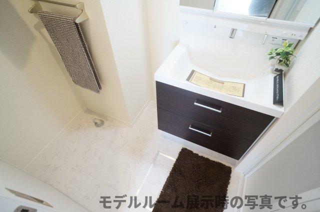 洗面設備　モデルルーム　102
