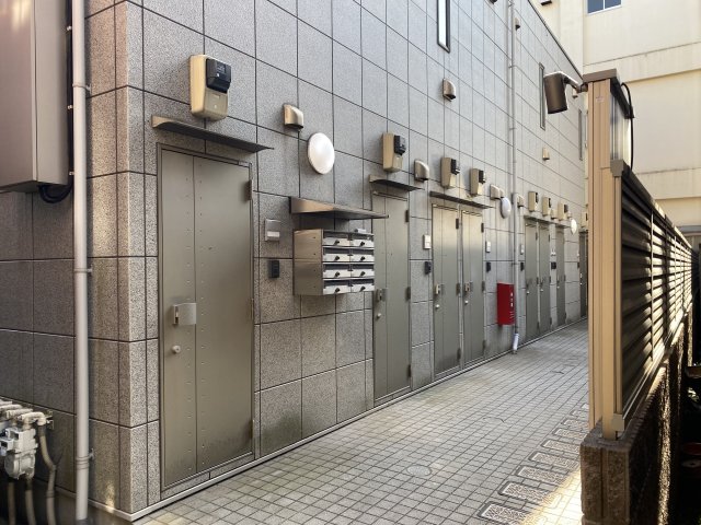 建物外観　落ち着きのあるカラーの外観