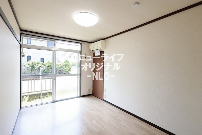 その他部屋・スペース　エアコン付き！洋室5.4帖！