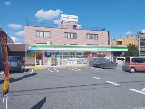 コンビニ　ファミリーマート さいたま櫛引町二丁目店（コンビニ）まで3385m