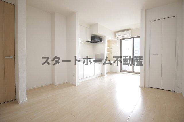 その他部屋・スペース　使い勝手のいい寝室です