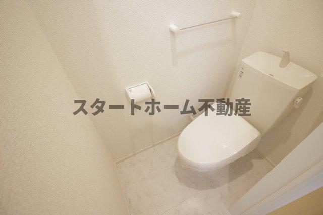 トイレ　落ち着いたトイレです