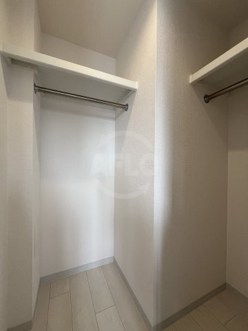 収納　Attirant西三国　クローゼット