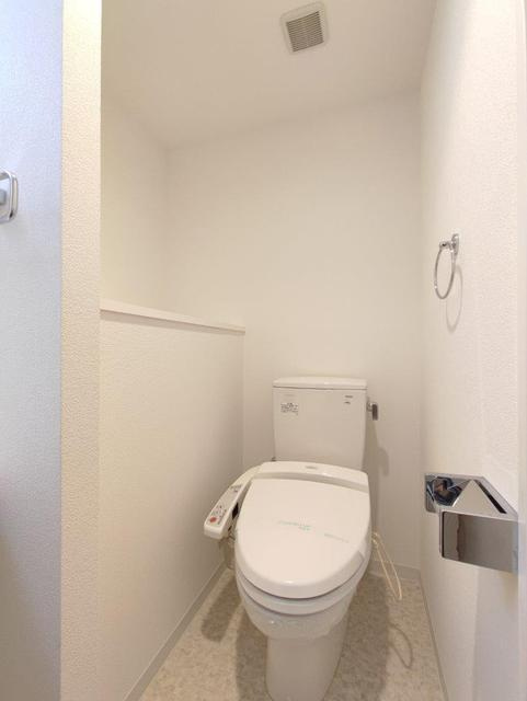 トイレ　コンパクトで使いやすいトイレです