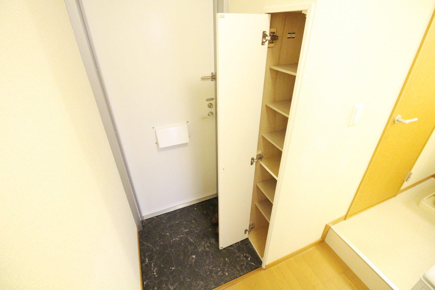 山陽電鉄本線 浜の宮駅 徒歩8分 2階建 築19年の玄関写真