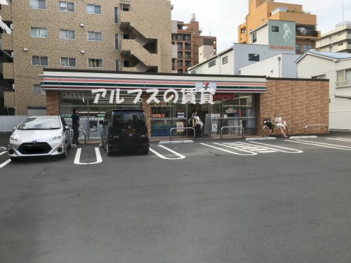 コンビニ　セブンイレブン 横浜吉野町駅前店（コンビニ）まで285m