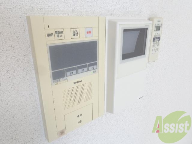 セキュリティ　防犯面にも嬉しいモニター付きインターホン