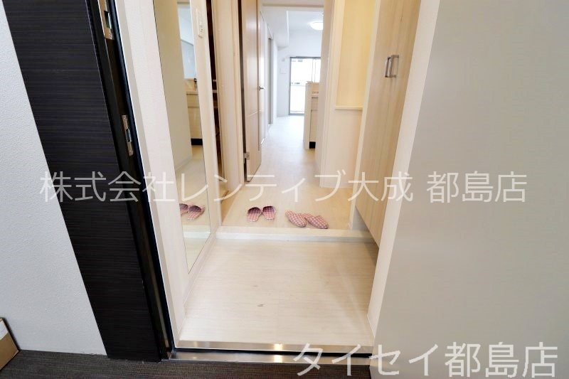 ＪＲ東西線 大阪城北詰駅 徒歩10分 10階建 築7年の玄関写真