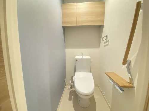 ALSTROMERIAのトイレ写真