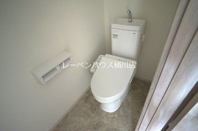 トイレ　レーベンハウス桶川店へ　048-787-5511