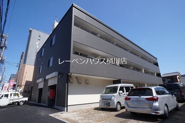 建物外観　レーベンハウス桶川店へ　048-787-5511