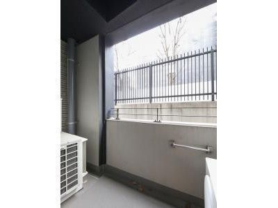 バルコニー　落ち着いた時間を過ごせるバルコニーです
