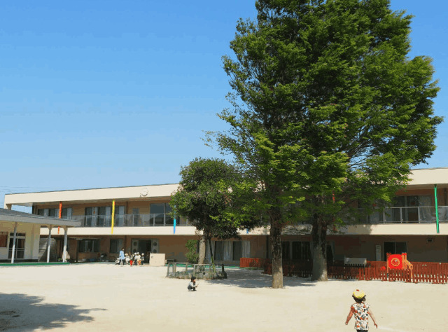 幼稚園・保育園　認定こども園とみせ幼稚園（幼稚園・保育園）まで433m