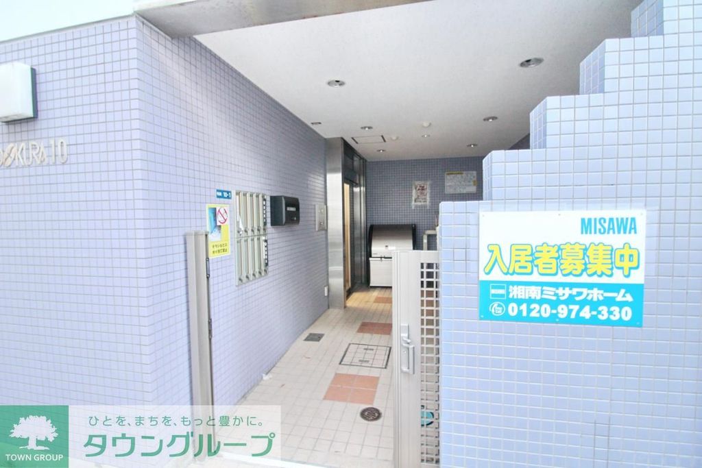 エントランス　エントランス