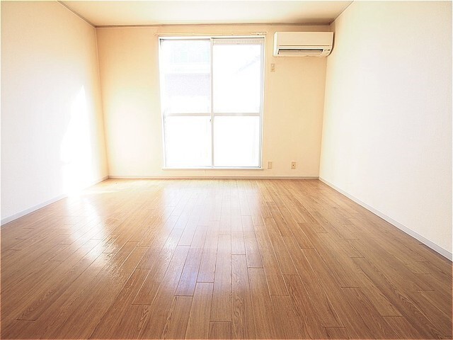 カーサ梅本の居間写真