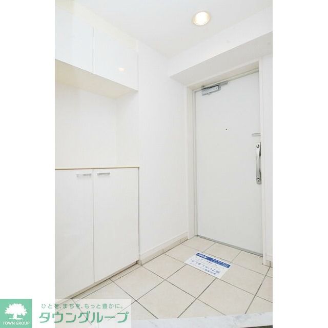 デュオ・スカーラ麹町の玄関写真