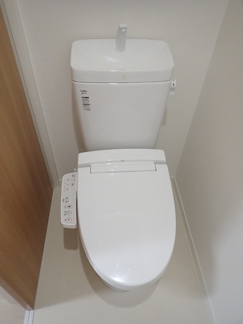 サットンプレイス・KIIIのトイレ写真